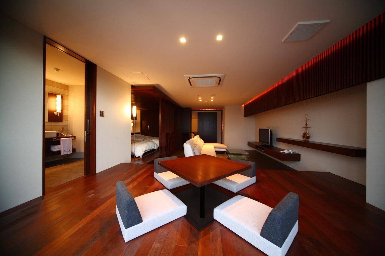 Uminoyasuragi Hotel Ryugu Kami Amakusa Exterior foto